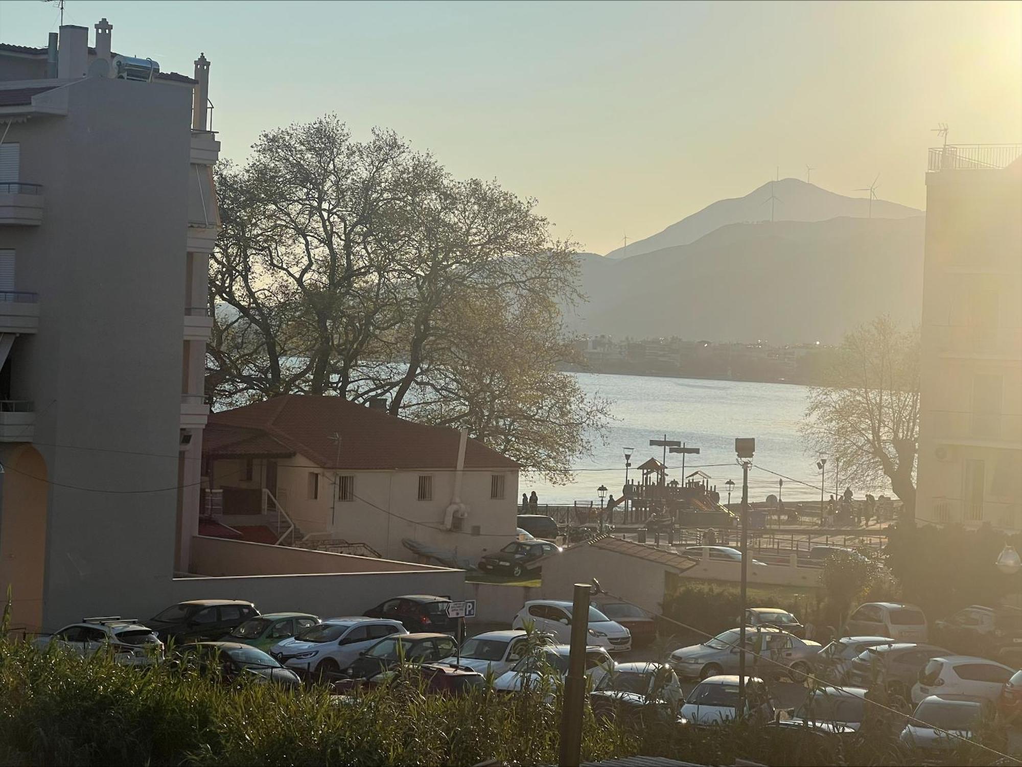 Niki Apartment 80 M2 In Gribovo Nafpaktos Ngoại thất bức ảnh